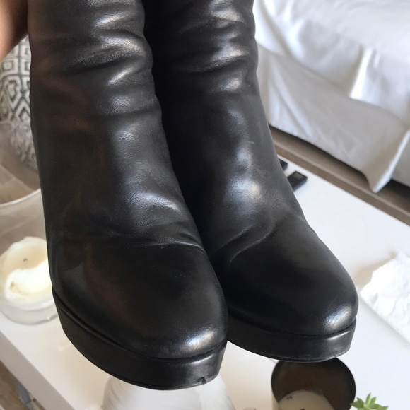 Stuart Weitzman Leather and Stretch Boots - Picture 3 of 8